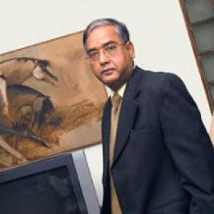 SC upholds U K Sinha's appointment as Sebi chief