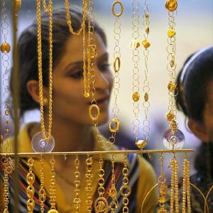 No Diwali glitter for gold; jewellery sales to fall by 60%