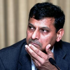 Reserve Bank expects trade deficit to moderate in Q2