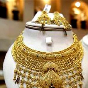 Gold, silver imports dip 40% to $33.46 billion in 2013-14
