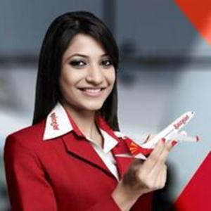 Flying gets cheaper! SpiceJet offers fares for Re 1
