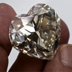 Surat to soon have India's first diamond SEZ