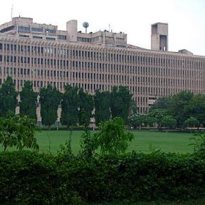 IIT Delhi students turn down $125,000 offers; go for Indian firms
