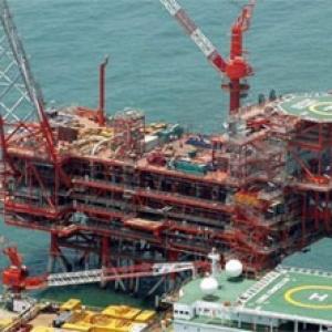 ONGC signs dealss to explore oil, gas off Bangladesh