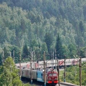 20 trains with longest routes; 4 from India!