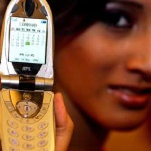 Spectrum auction takes off from Rs 58,980 cr on 9th day