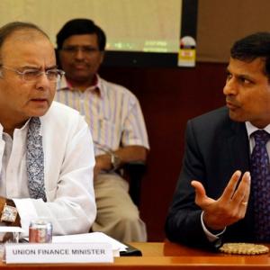 No disconnect between RBI and government: Jaitley