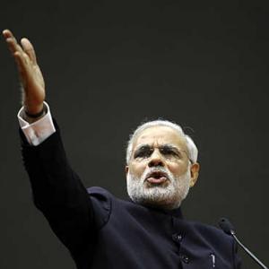 'Modi govt on right track in drawing FDI'