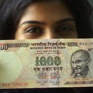 Don't replace Gandhi with other leaders on banknotes: RBI panel