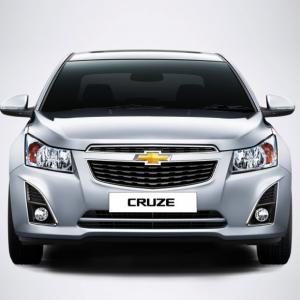 Chevrolet drives in new Cruze; price starts at Rs 13.7 lakh