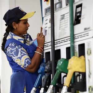 World's BIGGEST oil consumers; India ranks 4