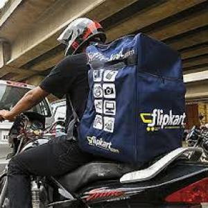 Trade regulator gets complaint against Flipkart, other e-retailers