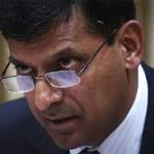 Economic recovery in India still uneven: Rajan