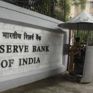 'RBI to hold rates on Sep 30; may cut in Feb'
