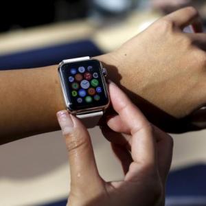 Apple Watch goes on sale worldwide amid supply shortage