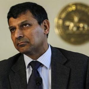 Rajan reassures markets as China woes spread like wildfire