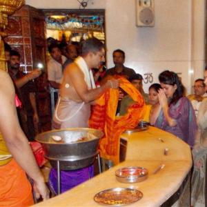 Why temples have not deposited gold with banks so far