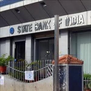How SBI is shifting gears to take on its contenders