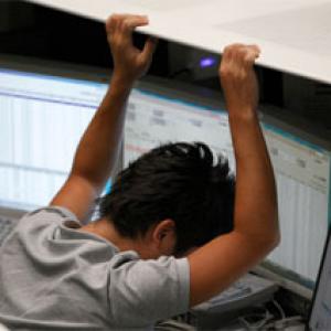 Sensex loses steam; IT, auto, realty shares down
