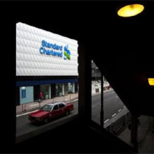 Standard Chartered to axe 4,000 retail bank jobs globally