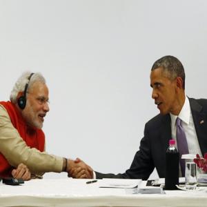 Obama announces $4 billion investments, loans to India