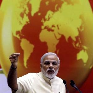 World faces 'bloodless' cyber war threat: PM