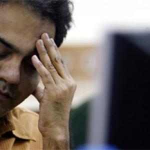 5 reasons why the Sensex slipped over 500 points on Monday