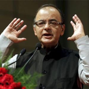 Jaitley welcomes RBI rate cut