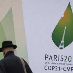 As Paris climate talks begin, 196 countries hope to resolve impasse