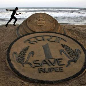 Rupee recoups 9 paise to end at 66.55