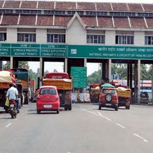 E-toll collection on highways hits the fast lane