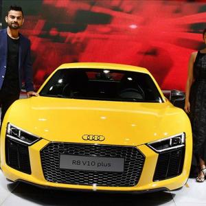 Celebrities add glamour to Asia's biggest auto show