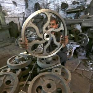 Industrial output growth drops to 4.3% in July