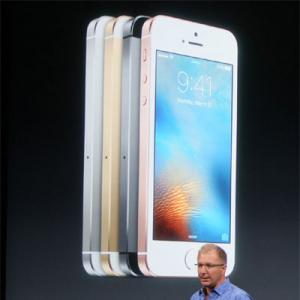 Apple unveils smaller, cheaper iPhone SE aimed at mid-market