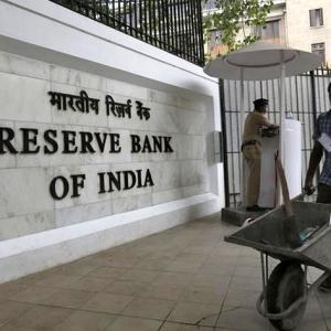 RBI proposes relaxation of bank licence requirements