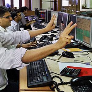 M-cap of BSE-listed cos crosses Rs 150 lakh crores