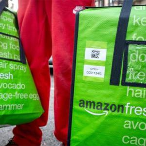 Amazon India posts nearly $1 billion loss