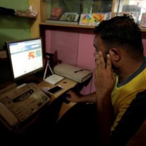 India, China home to 320 million young Internet users
