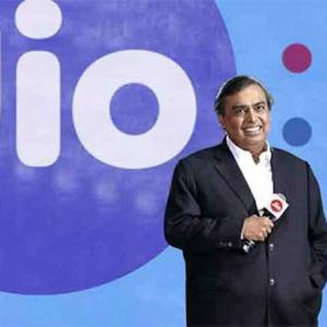 No stay on Jio free offer; Trai asked to re-examine issue