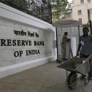 FinMin finds RBI a tough nut to crack