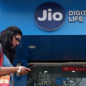 Jio users will now be charged for voice calls