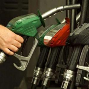 Petrol, diesel to be cheaper by Rs 2 in Andhra from Tuesday