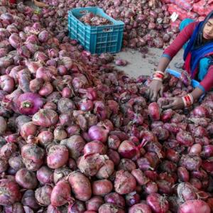 RBI hikes inflation figs over high vegetable prices