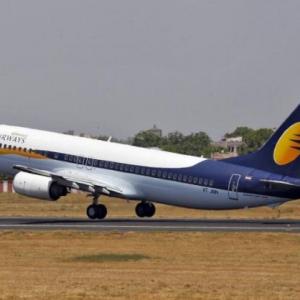 As Jet defaults on loan, its credit rating slips to 'D'