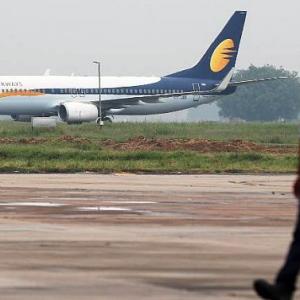 Jet lenders may pick substantial stake in airline