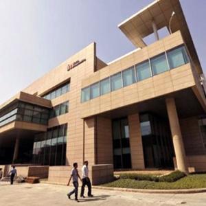 Tech Mahindra bags outsourcing deal from Vodafone