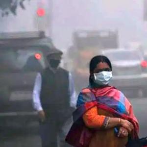 Delhi: Air purifier, pollution mask sales spike