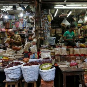 Wholesale inflation eases to over 3-year low in Sep