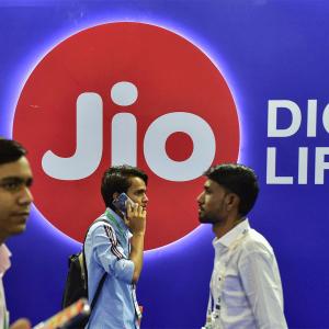 Is Reliance Jio's 5G plan realistic?