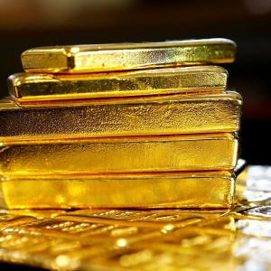 Gold imports dip 47% in Apr-Oct to $9.28 bn